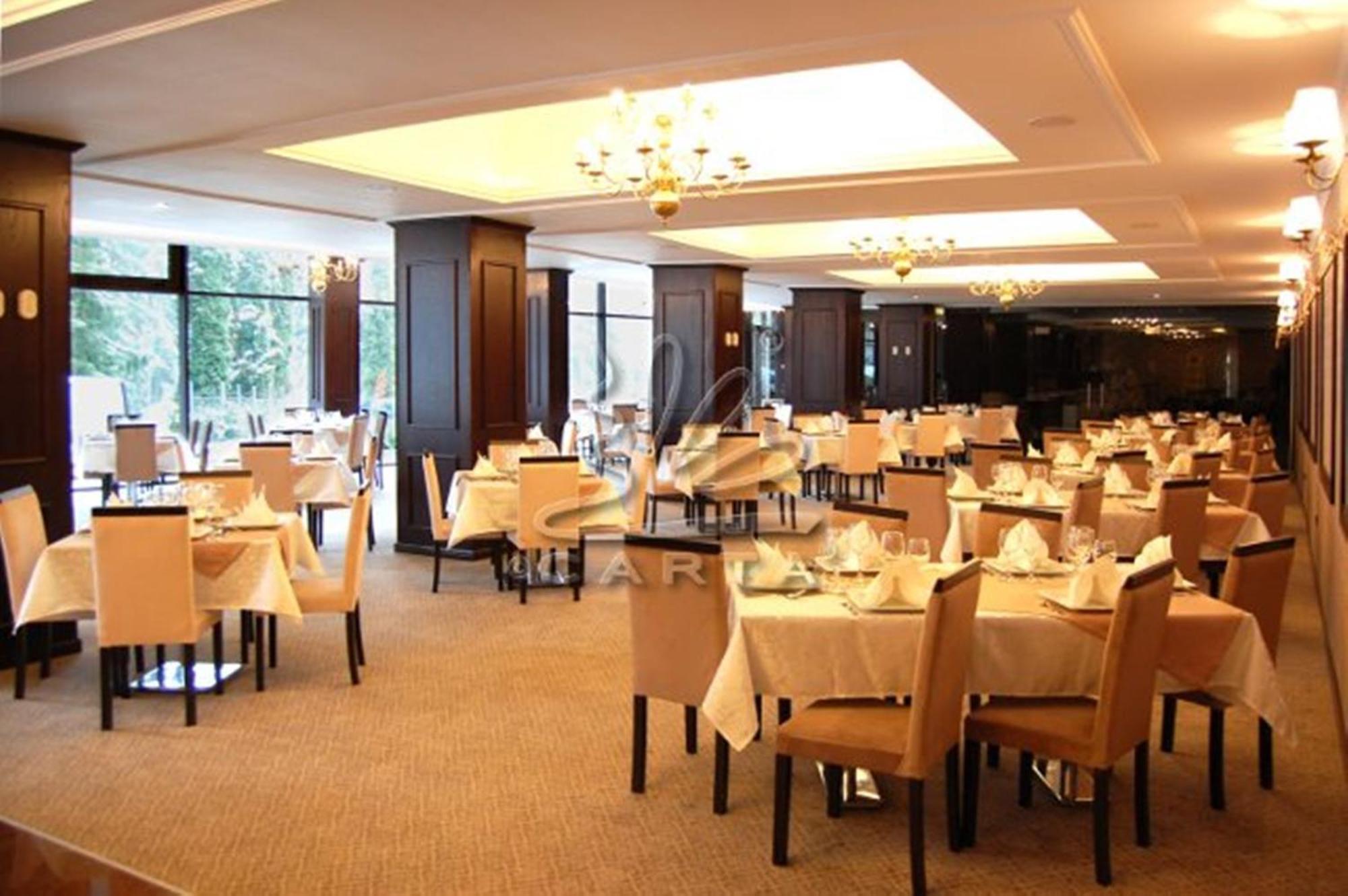 Hotel Hart Predeal Esterno foto